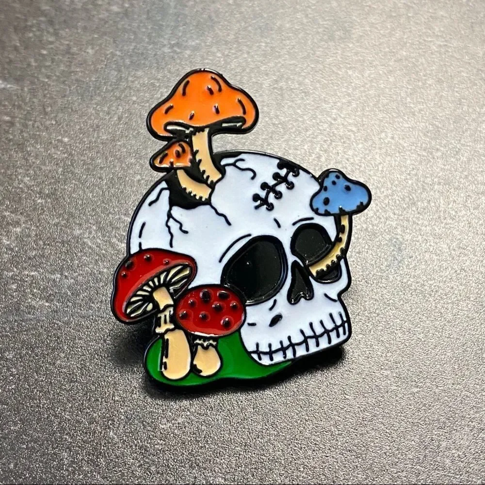 Skull & Shrooms Enamel Pin/ Brooch Lapel
